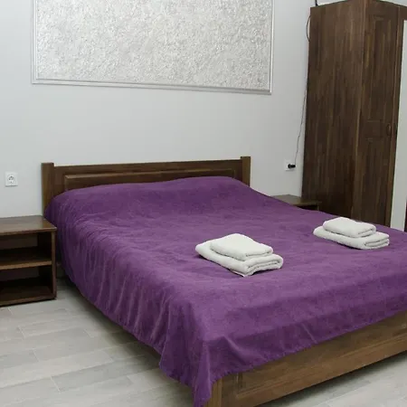 ластівчине гніздо Otel *