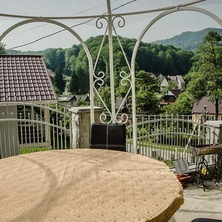 ластівчине гніздо Hotel Szajan