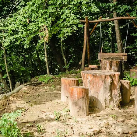 ластівчине гніздо Hotel *