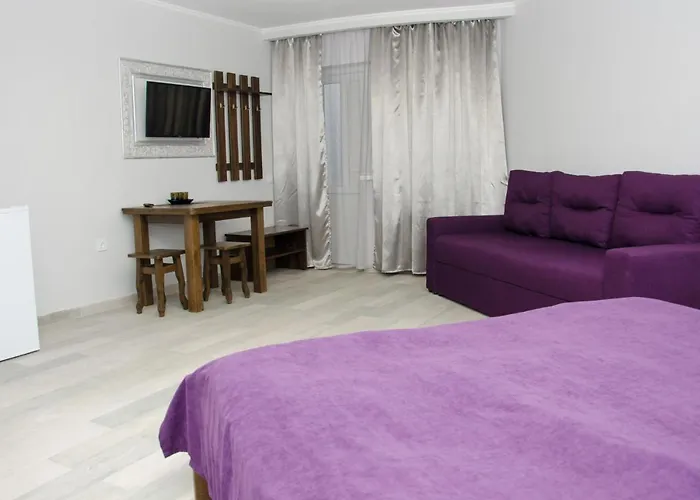 ластівчине гніздо Шаян