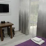 ластівчине гніздо Hotel